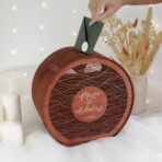 drewniana skrzynka na koperty