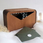 Drewniana skrzynka na koperty - czereśnia antyczna - obrazek 4