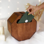 Drewniana skrzynka na koperty ośmiokątna - czereśnia antyczna - obrazek 3