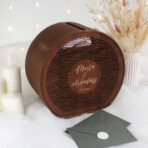 drewniana skrzynka na koperty