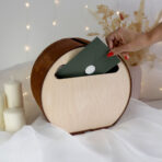 drewniana skrzynka na koperty