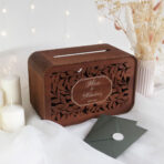 drewniana skrzynka na koperty