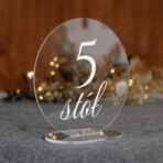 numerki okrągłe na stół weselny pleksi biały tekst