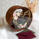 drewniana skrzynka na koperty z pleksi