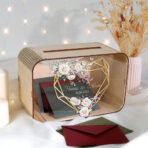 drewniana skrzynka na koperty z pleksi