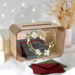 drewniana skrzynka na koperty z pleksi