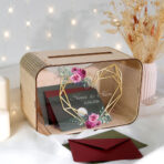 drewniana skrzynka na koperty z pleksi