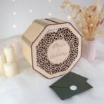 drewniana skrzynka na koperty