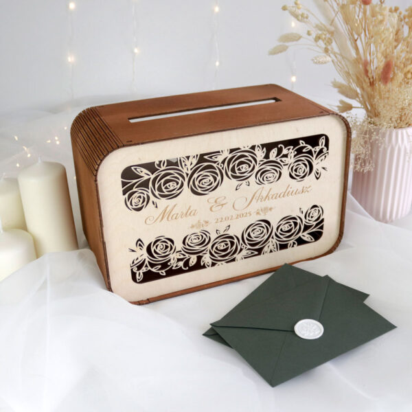 drewniana skrzynka na koperty
