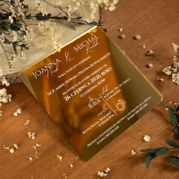Zaproszenia ślubne kwadratowe na lustrzanej pleksi białe napisy
