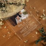 Zaproszenia akrylowe kwadratowe ze zdjęciem