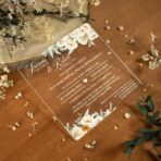 zaproszenia akrylowe białe zielone kwiaty