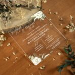 zaproszenia akrylowe białe zielone kwiaty