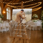 przezroczysta akrylowa tablica powitalna ze zdjęciem na wesele