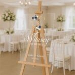 przezroczysta akrylowa tablica powitalna na wesele