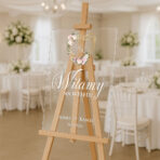 przezroczysta akrylowa tablica powitalna na wesele