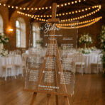 Tablica akrylowa z usadzeniem gości 90x60