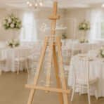 przezroczysta akrylowa tablica powitalna na wesele