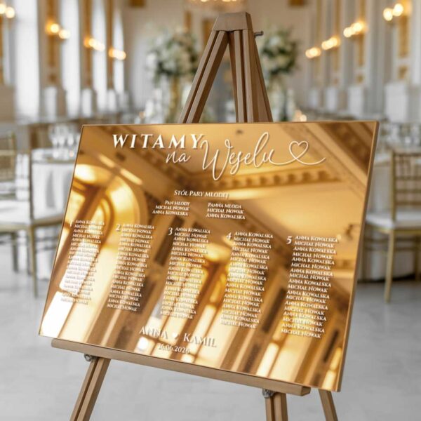Lustrzana tablica z usadzeniem gości weselnych