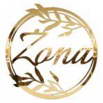 Lustrzane dekoracje sali weselnej z napisem Mąż Żona